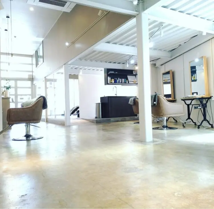 hair room sheepsの内観・外観1