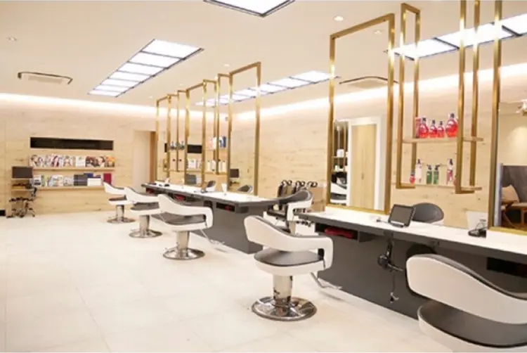 Earth葛西店の内観・外観1