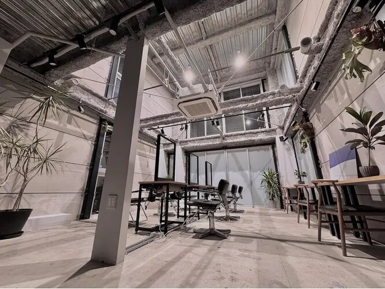 RESSUAL rectaの内観・外観1