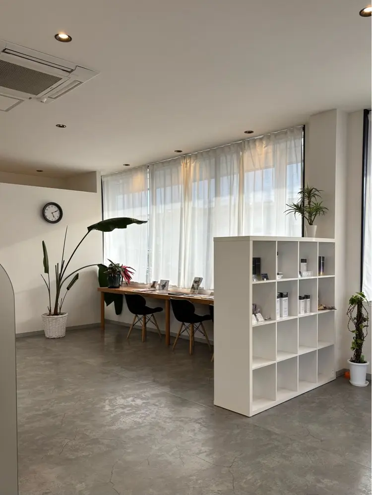 Minaliss hair design【ミナリスヘアーデザイン】久留米の内観・外観2