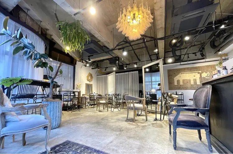 STANDの内観・外観1