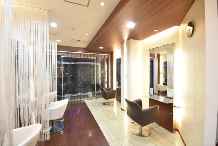 RaiRaの内観・外観1