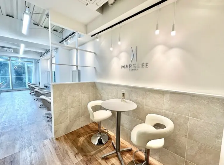 MARQUEEの内観・外観1
