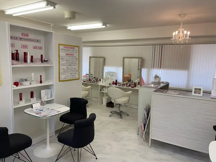 SR salon　Linoの内観・外観2