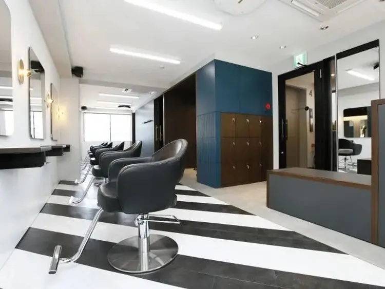 APHRODITE GINZA 御茶ノ水神保町店の内観・外観2