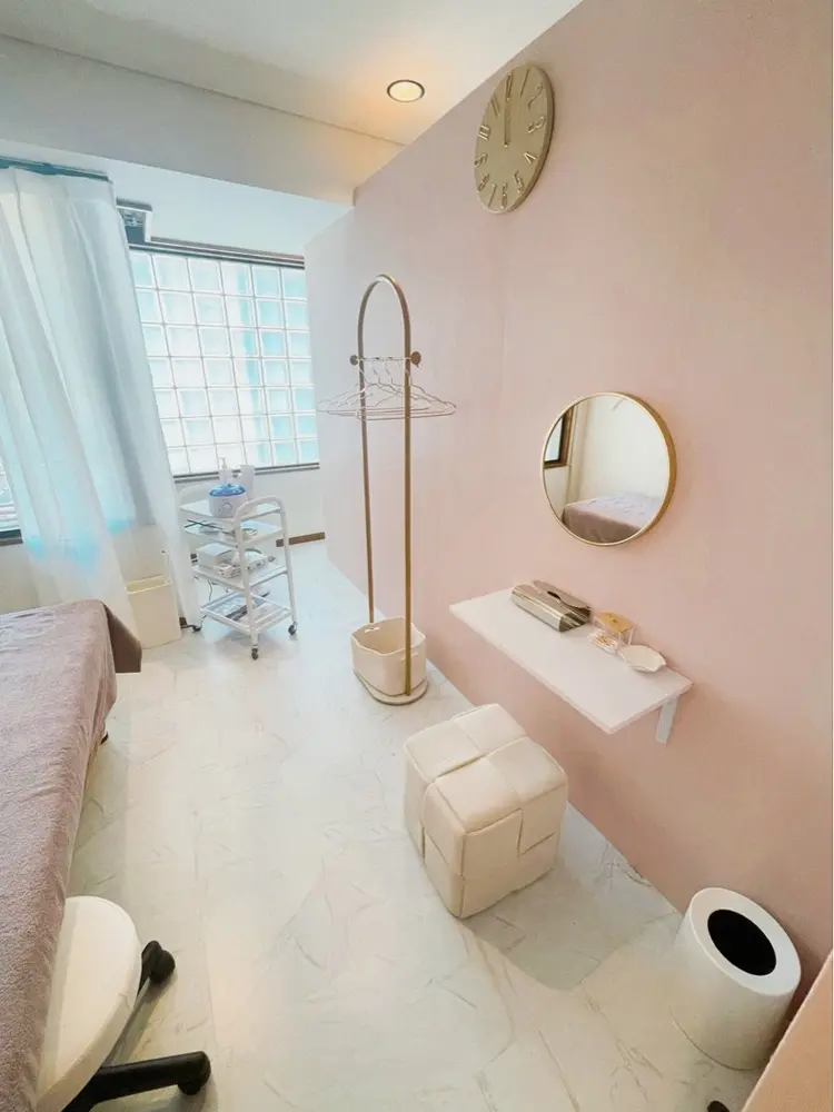 WHITE WAX浜松の内観・外観1