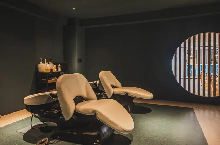 NOTNOWの内観・外観3