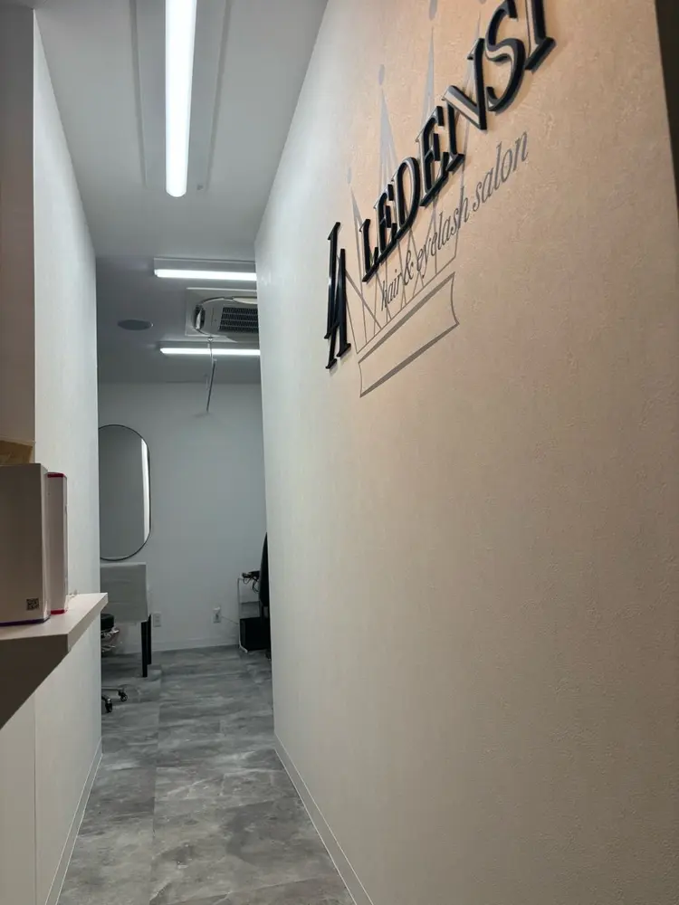 LA LEDENSI  仙台東口店の内観・外観3