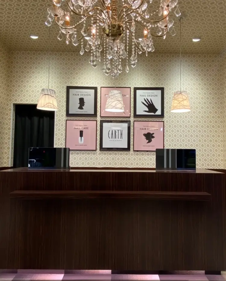 HAIR&MAKE EARTH高崎店の内観・外観1