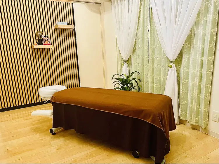 リラクゼーションEmilieの内観・外観2