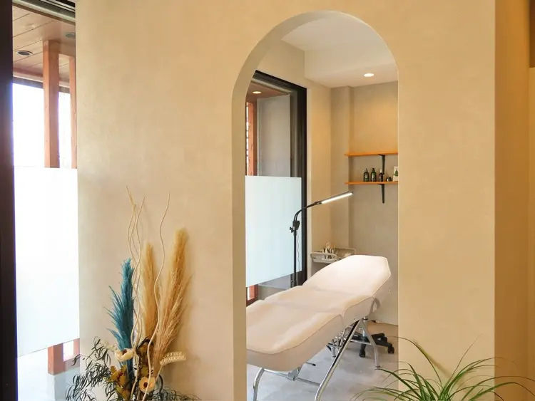 BASEの内観・外観2