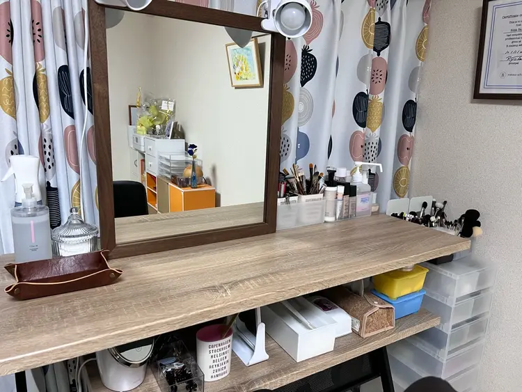 Make/R〜Make up Salon〜の内観・外観1