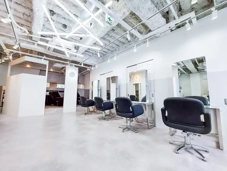 D.I.E.V.A 錦糸町 艶髪/美髪質改善&トリートメント 【ディーバ】の内観・外観3