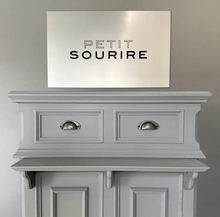 プティットスリールアイラッシュの内観・外観1