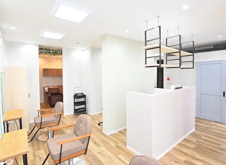 TELA HAIR木更津本店の内観・外観2