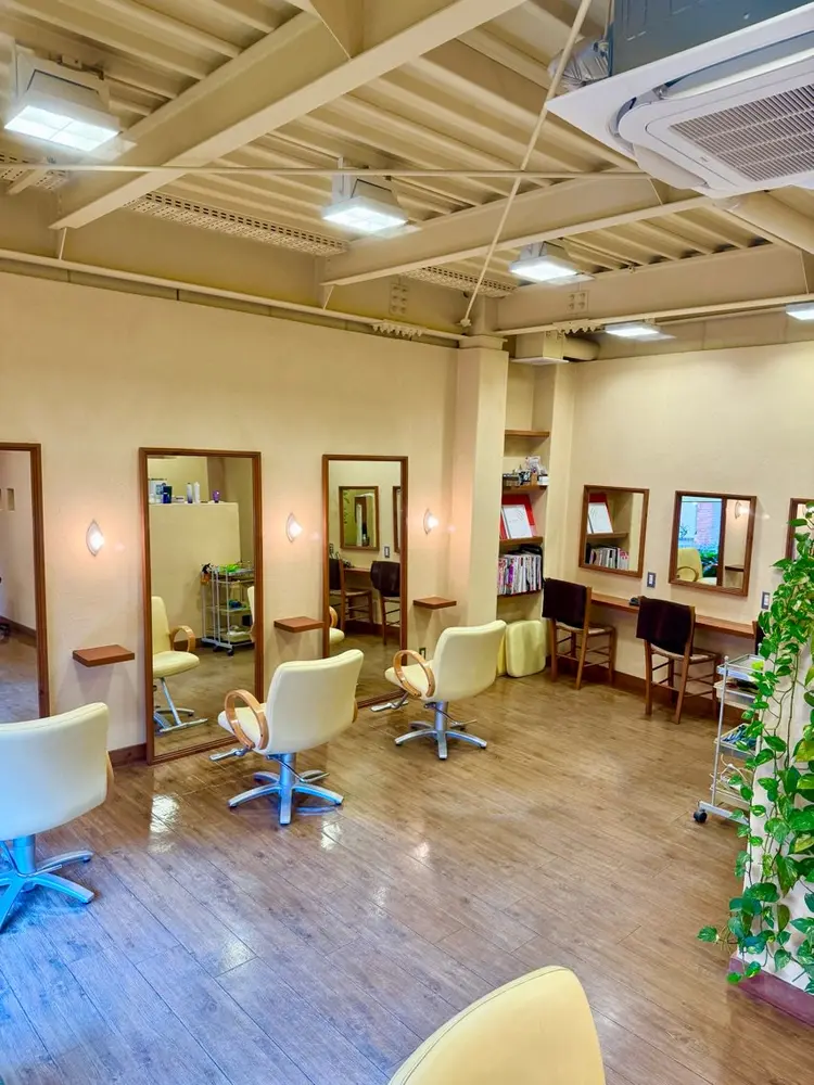 シ•ピュールの内観・外観1