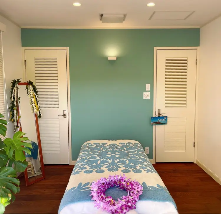 リラクゼーションサロン レイ・ナアラの内観・外観1