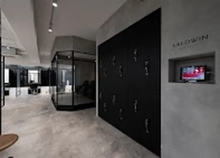 SALOWIN原宿の内観・外観1