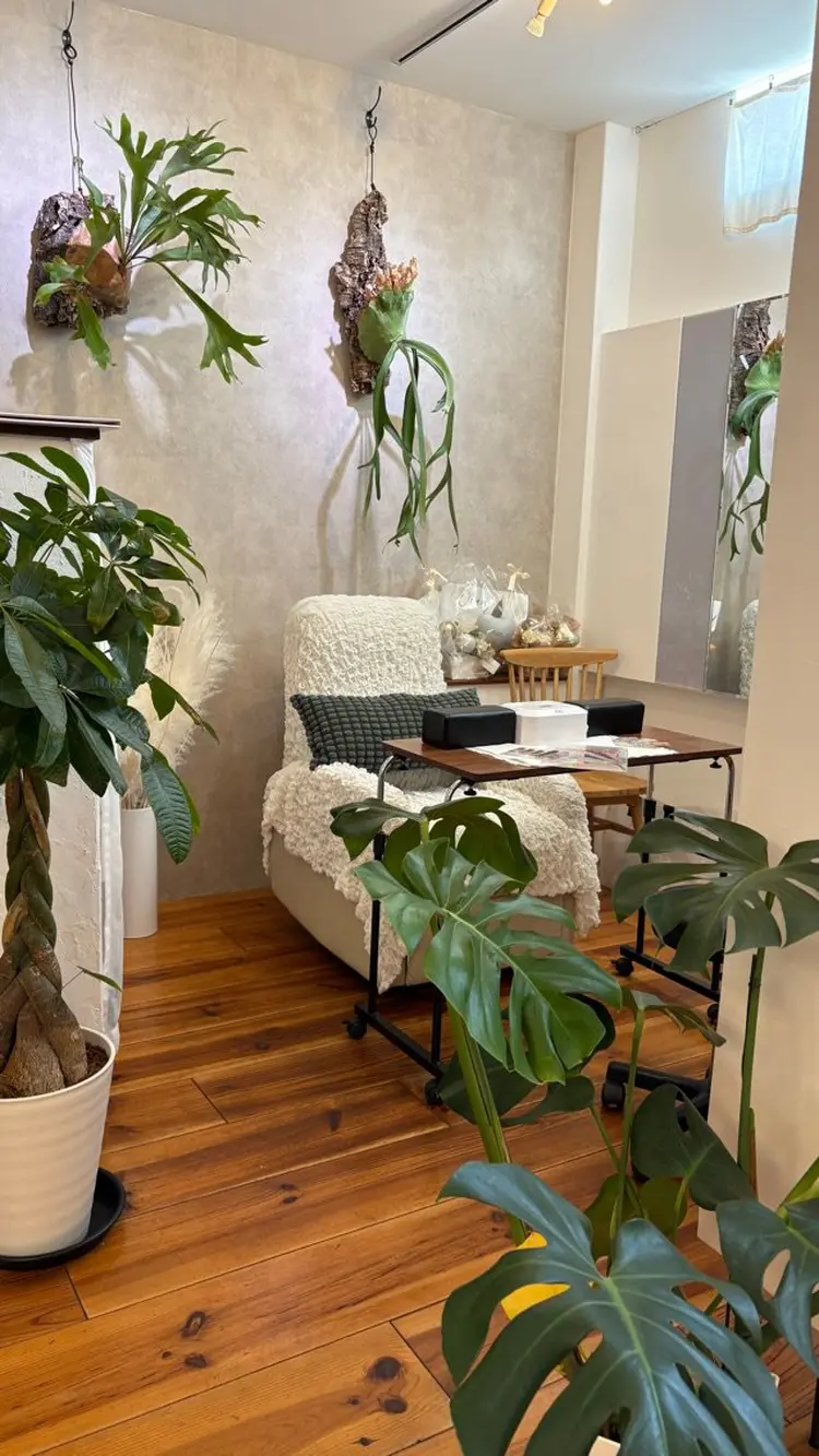 nail studio nu/iの内観・外観1