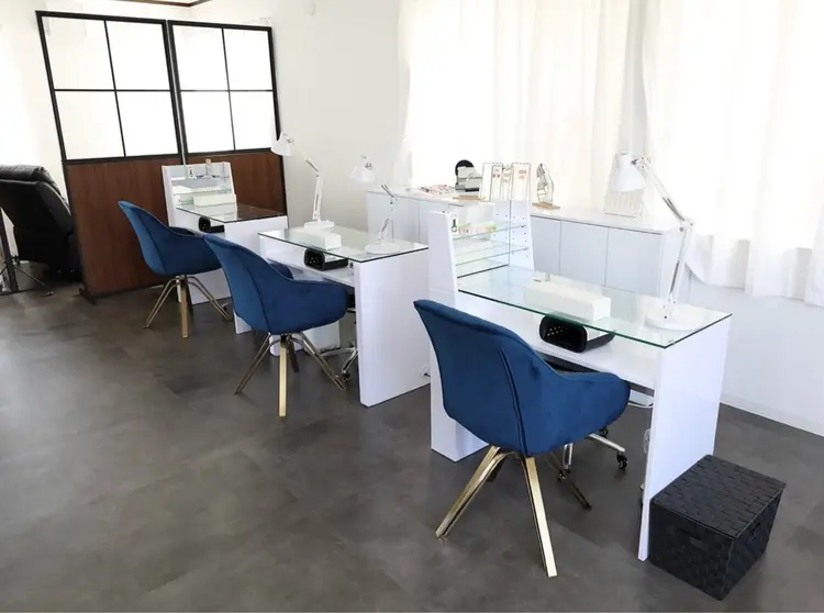 nail salon idealの内観・外観1