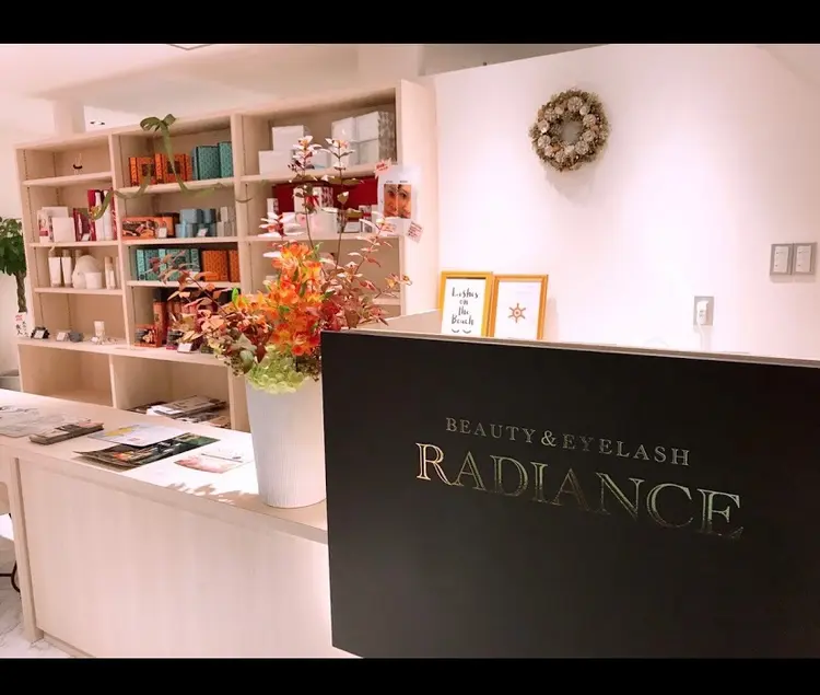 beauty＆eyelush　RADIANCEの内観・外観2