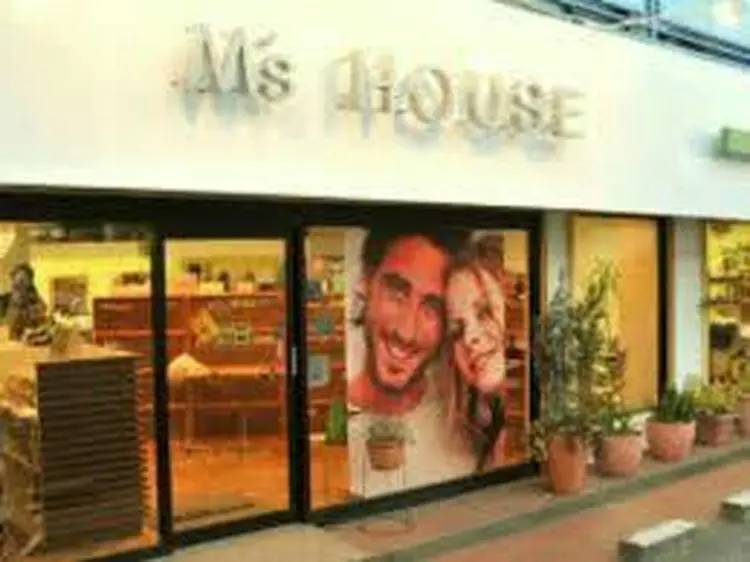 エムズハウスの内観・外観2