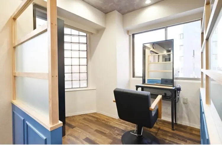 Hair Design Auroraの内観・外観2