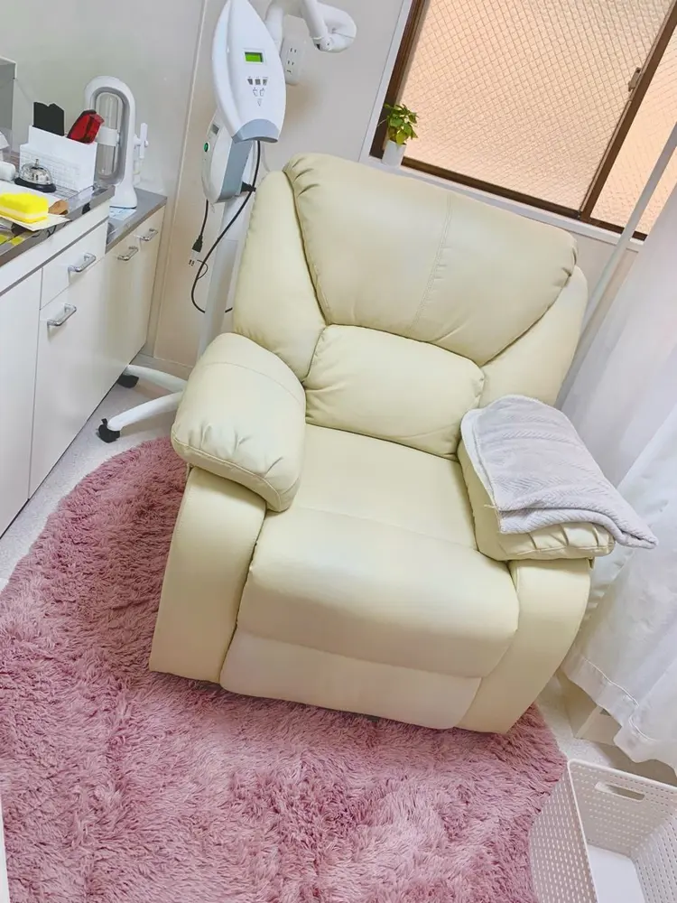 お手軽ホワイトニングsalon minaの内観・外観1