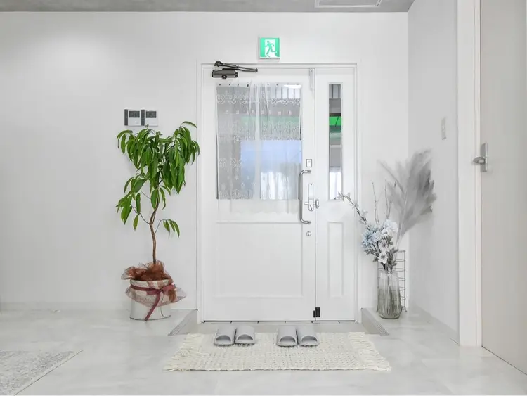 CARO eyelash eyebrow nailの内観・外観1