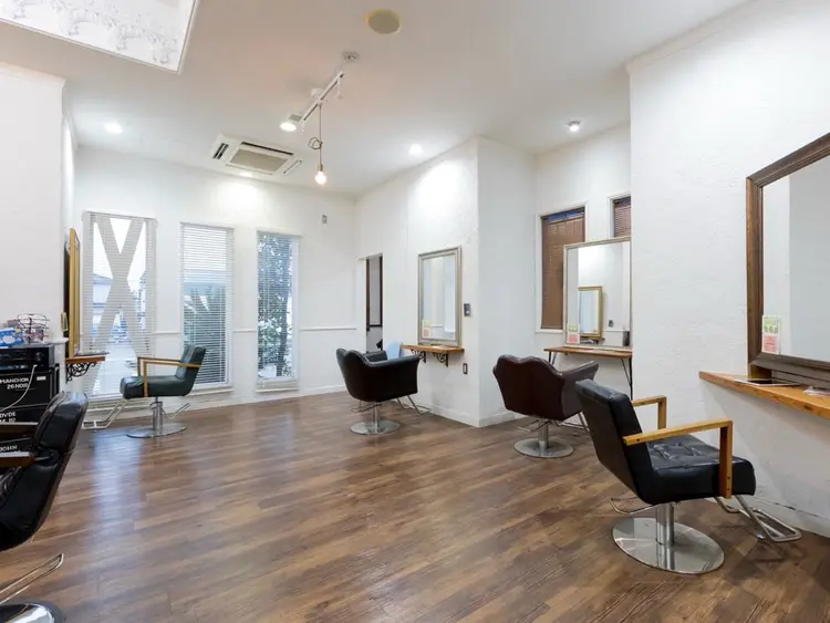 REGISTA hair  worksの内観・外観1