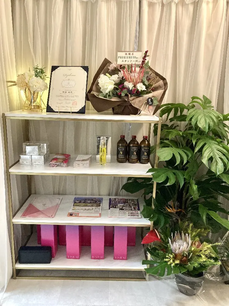 PREMIERE III 横浜　西口店の内観・外観2