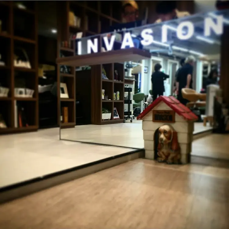 INVASIONの内観・外観1