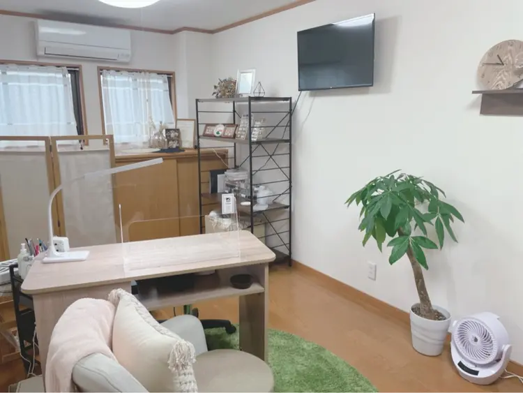 Lana nailの内観・外観2