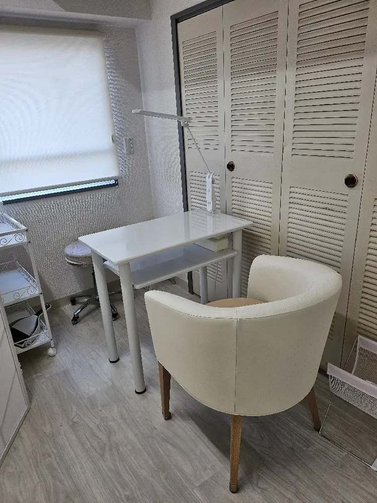 ネイル空間の内観・外観2