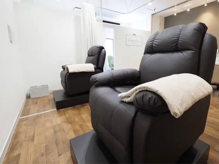 salon emuの内観・外観2