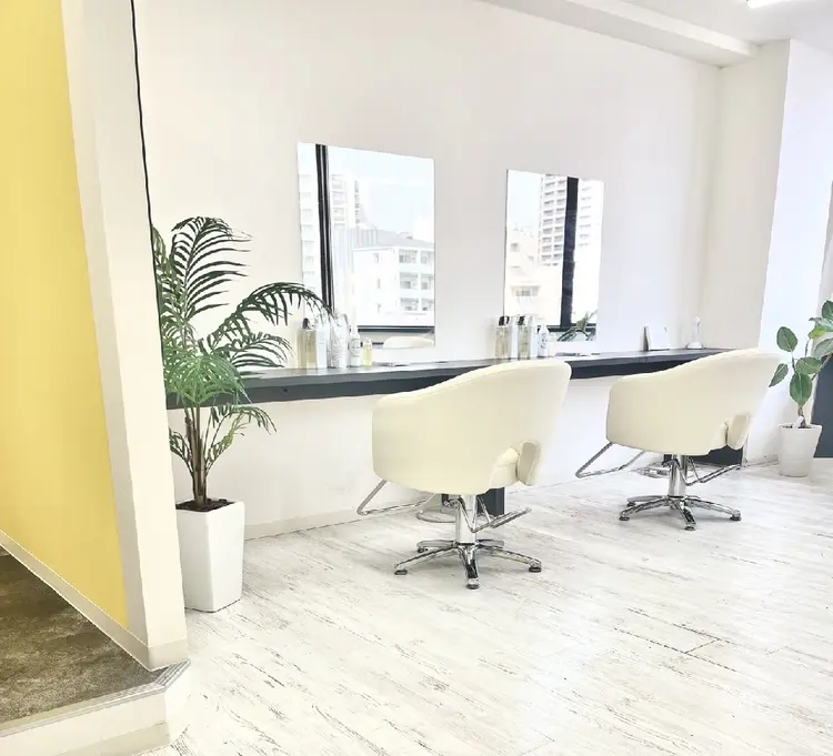 髪質改善アール 南森店の内観・外観1