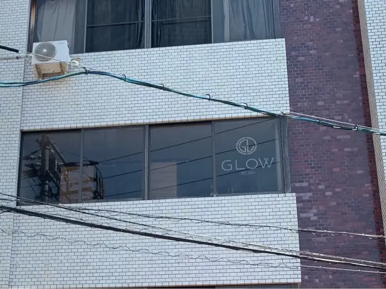 GLOWの内観・外観1