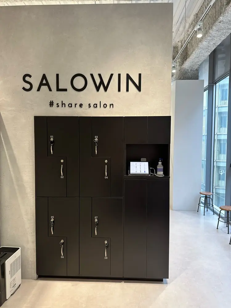 サロウィン心斎橋店の内観・外観1