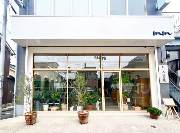 mm 奈良店 韓国style & eyelashsalon & 髪質改善UPTOGLOSS認定サロンの内観・外観3