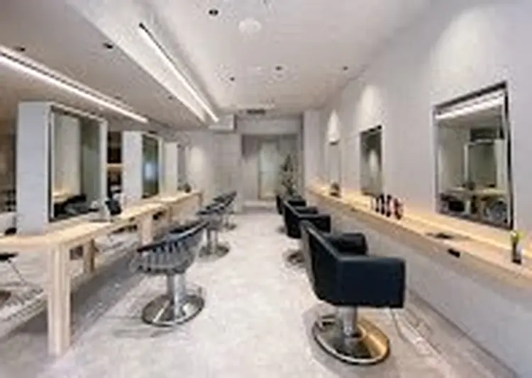 EARTH長野駅前店の内観・外観2