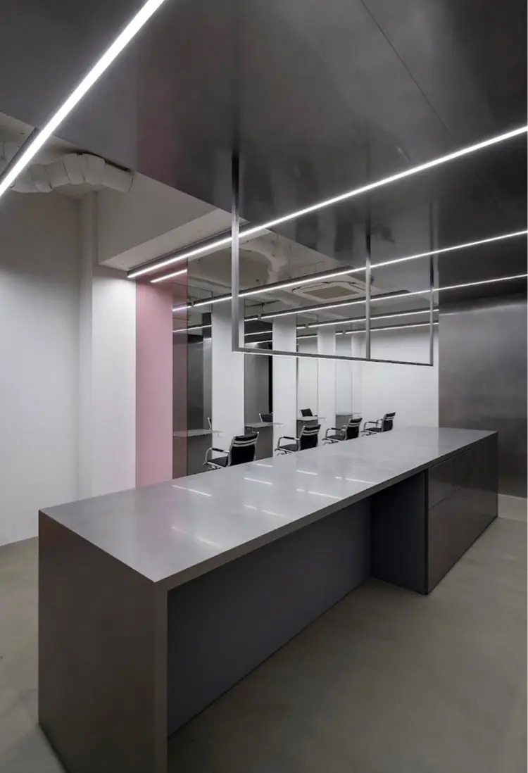 Authenの内観・外観3