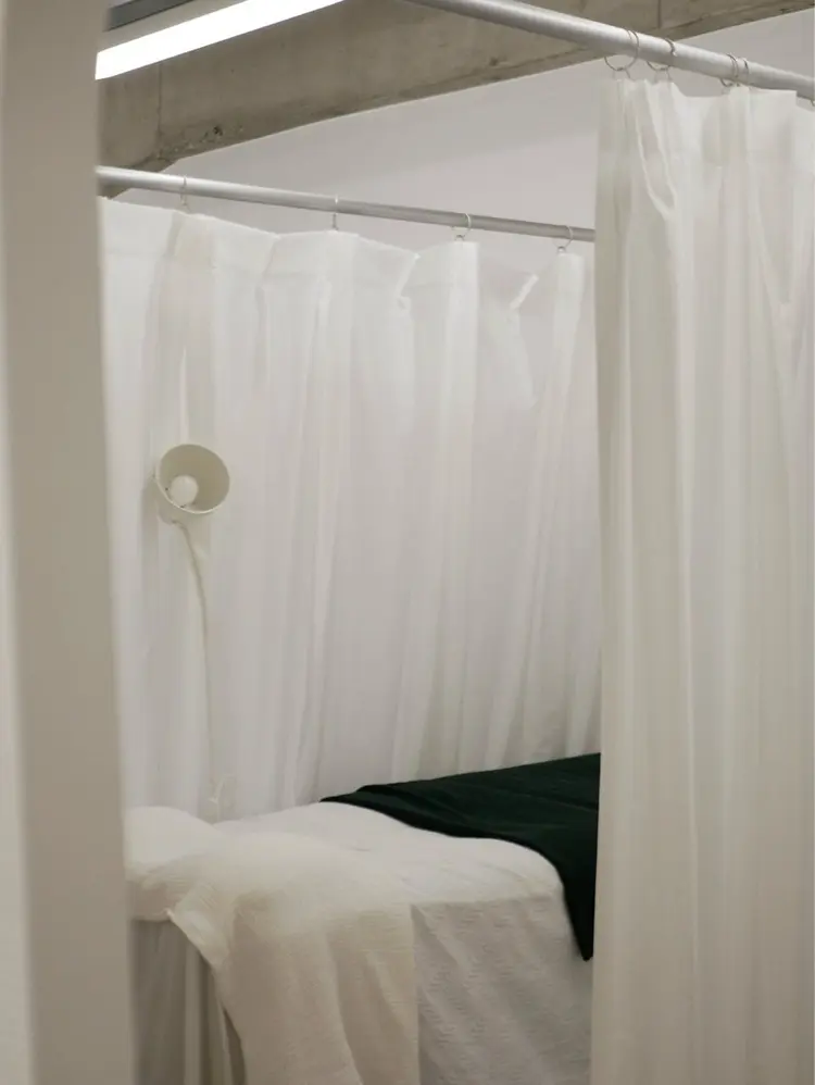 Reyelashの内観・外観1