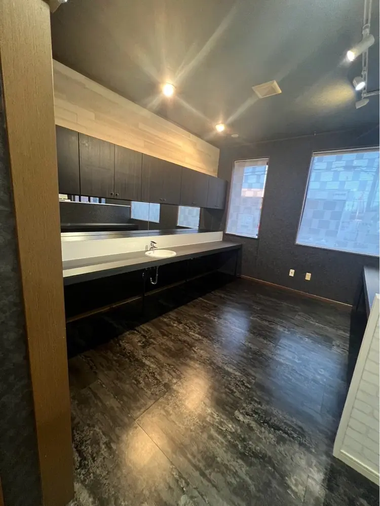 WHITE EYEつくば店の内観・外観3