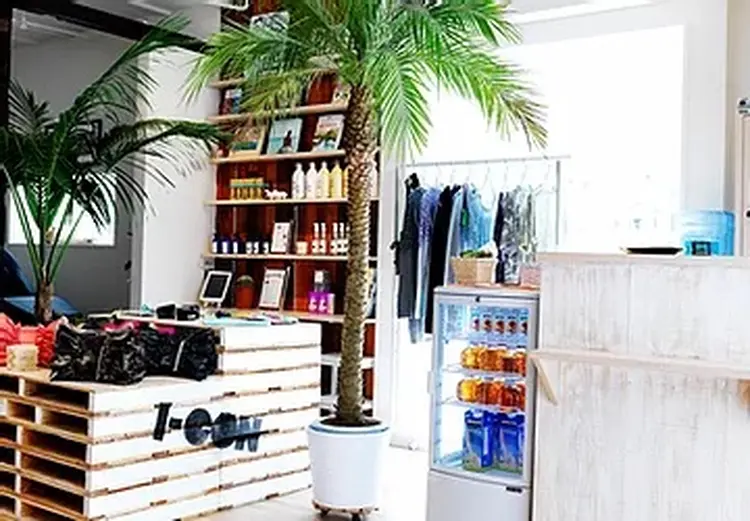 ICONの内観・外観2