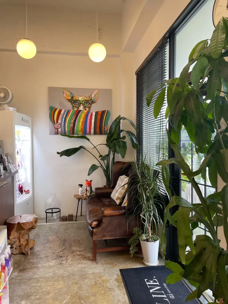 LINE.aiの内観・外観1