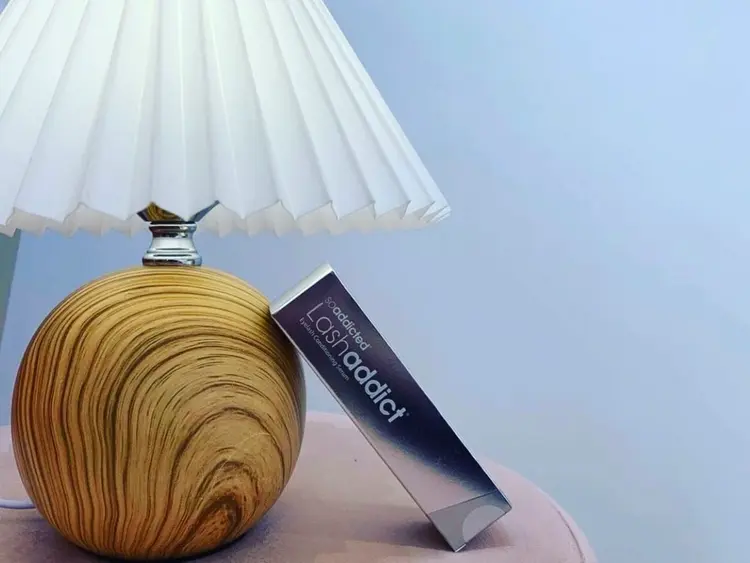 Zina千葉　まつげパーマ ネイル 眉毛の内観・外観3