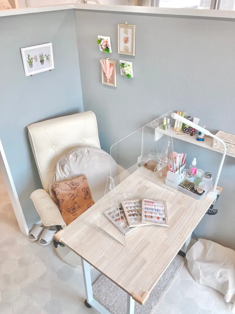 nail  salon  fiolの内観・外観2