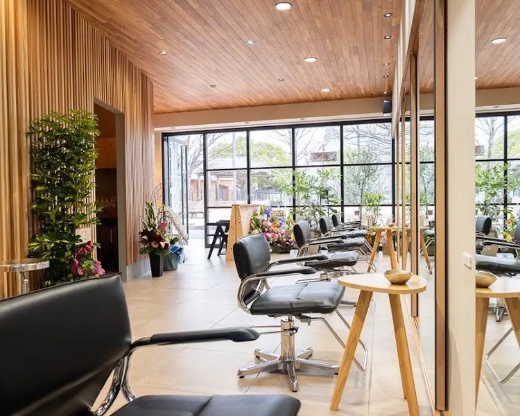 hair design Solaの内観・外観1