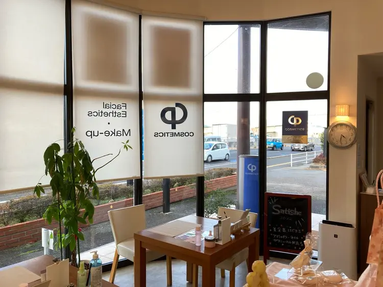 CPサロン　アルファカンパニー　本店の内観・外観2