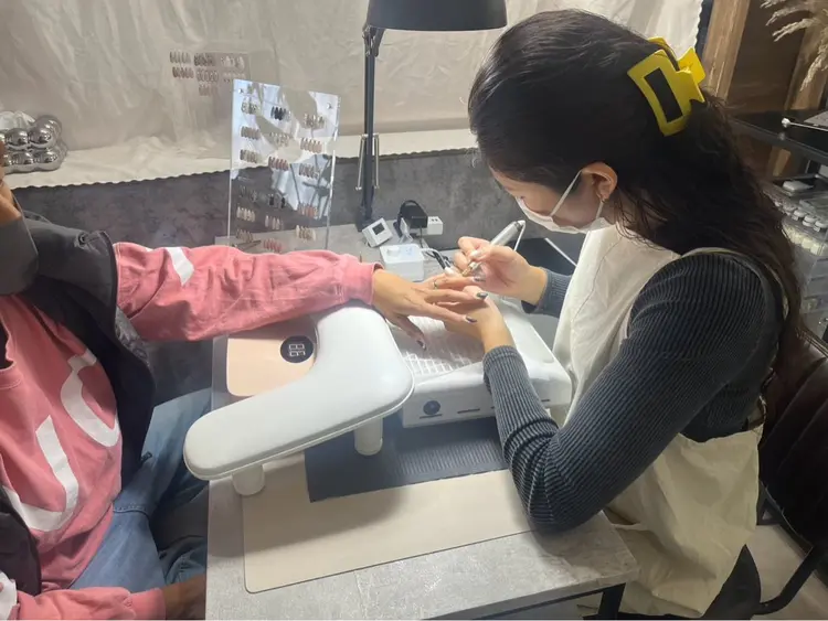 mellow nailの内観・外観2